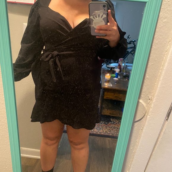 Missguided scuba crepe frill cuff wrap mini dress in black - Picture 3 of 6